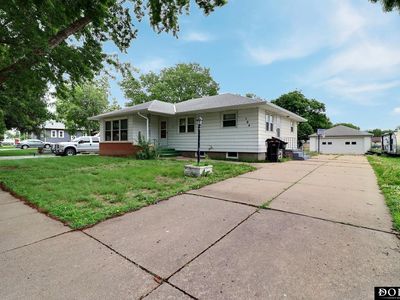 104 S King St