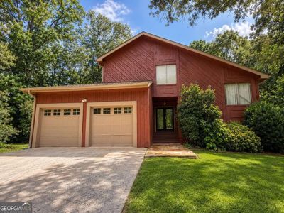 2704 Valley Hill Dr