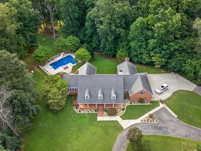 325 McKennon Blvd