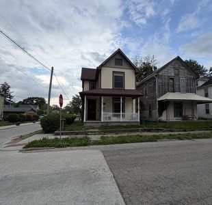 236 N Vine St