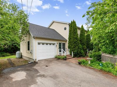 11 Pigeon Hill St #C
