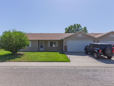 564 Villa St Unit B