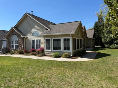 142 Salisbury Cir