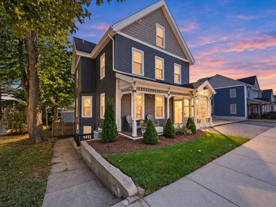 62 Pleasant St #2