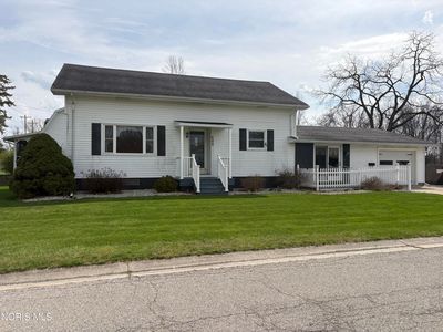 502 Heller St