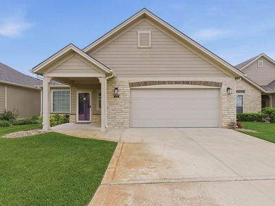 3941 N Solano Ct