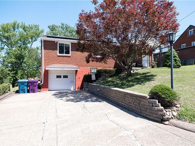 867 Garlow Blvd