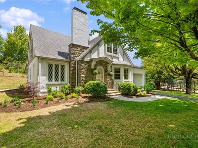 616 Cranberry Street