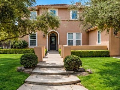 11073 E Le Conte Pass Ct