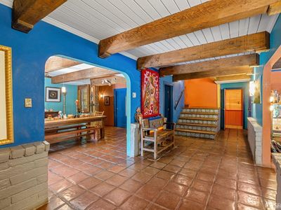 10 Joaquin Rd