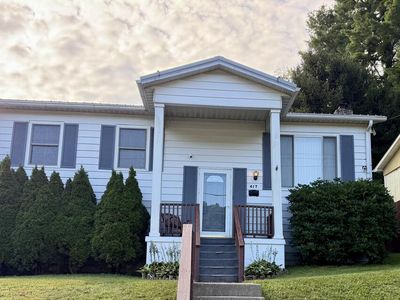 417 Ewart Ave
