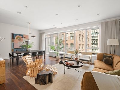 48 Bond St APT 4B