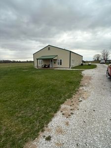 8104 N Farm Road 157