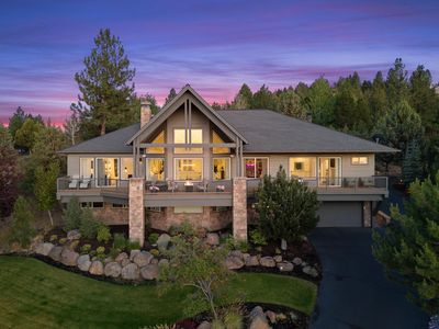 1359 NW Remarkable Dr