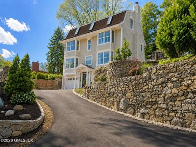 316 Valley Rd