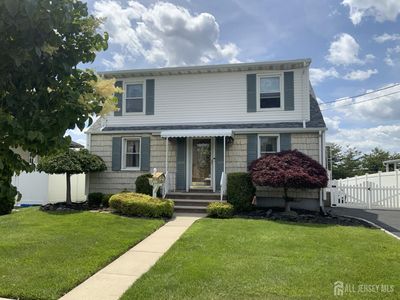 89 Bernard St