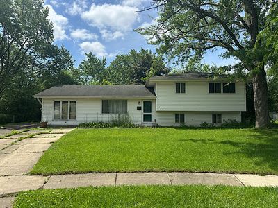 Property at 721 Grace Ct, Schaumburg, IL