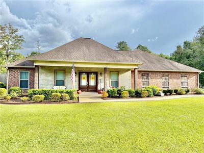 312 E Yeager Dr