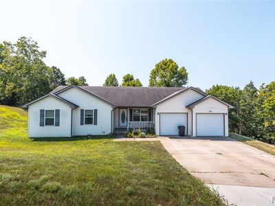 162 Sawmill Ln