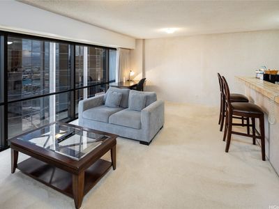 1088 Bishop St APT 2610