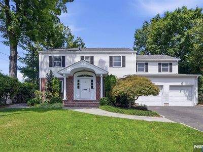 97 Lawrence Pkwy