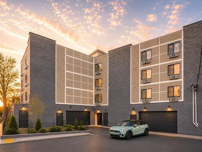 2601 Jane St #301