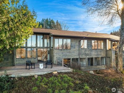 11519 Sea Breeze Avenue SW