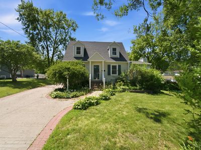 114 Hanna Blvd