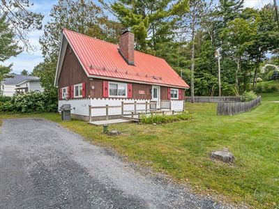 14 Strom Farm Lane