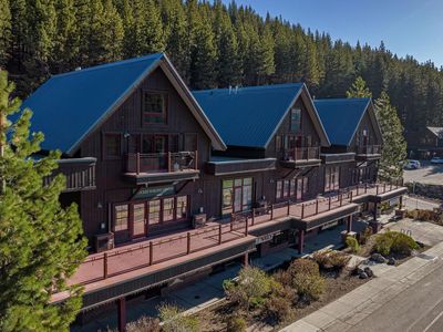10770 Donner Pass Rd #302 & 303