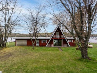 2100 Walleye Ln