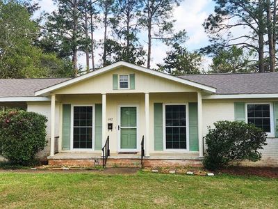Property at 107 McSwean Dr, Abbeville, AL