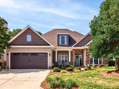 8 Garden Corners Ct