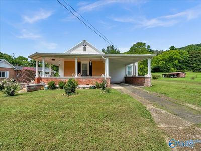 Property at 106 Water St, Stevenson, AL