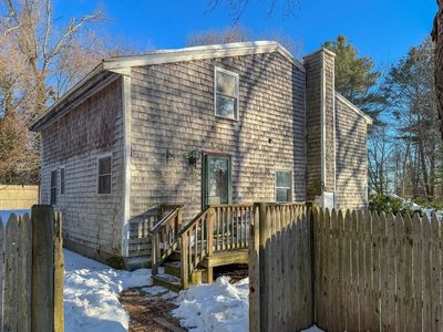 Property at 23 5th Ave, Lakeville, MA