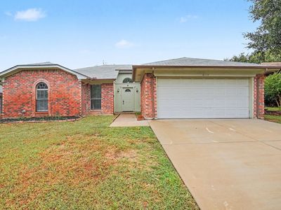 8237 Lara Ln