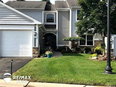 Property at 2131 Carriage Hill Cir, Lapeer, MI