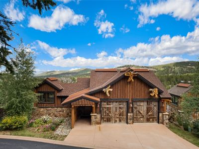 285 Silver Queen Drive
