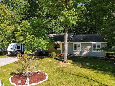 2263 Woodcock Ln