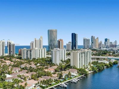 19667 Turnberry Way APT 24L