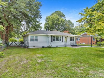 812 Poplar Dr