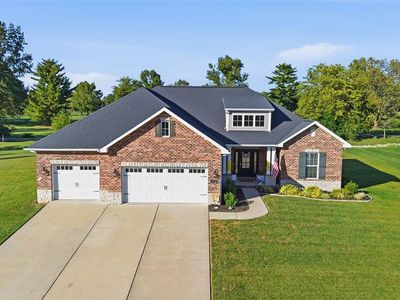 Property at 3717 Golfview Cir, Shiloh, IL