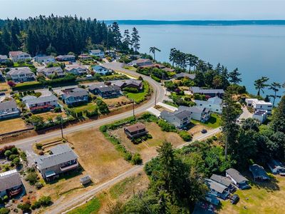 881 Rocky Point Drive