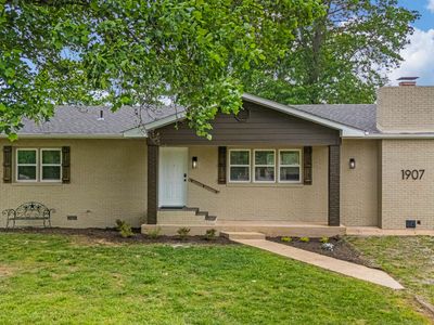 1907 Debra Drive