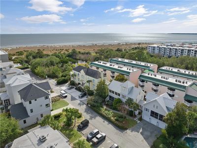 219 & 221 Olive Way St