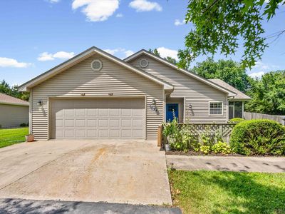 2855 E Buffalo Dr
