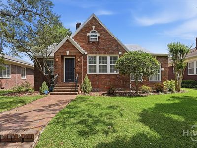 326 E 53rd Street
