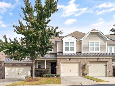 8203 Yaxley Hall Dr