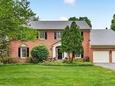 9720 Avenel Farm Dr