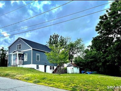 77 Simsbury Street